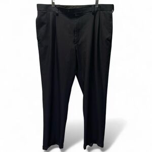 Haggar Men's Classic Pleated Dress Pants Recycled Repreve Black 38x32 Easy Care